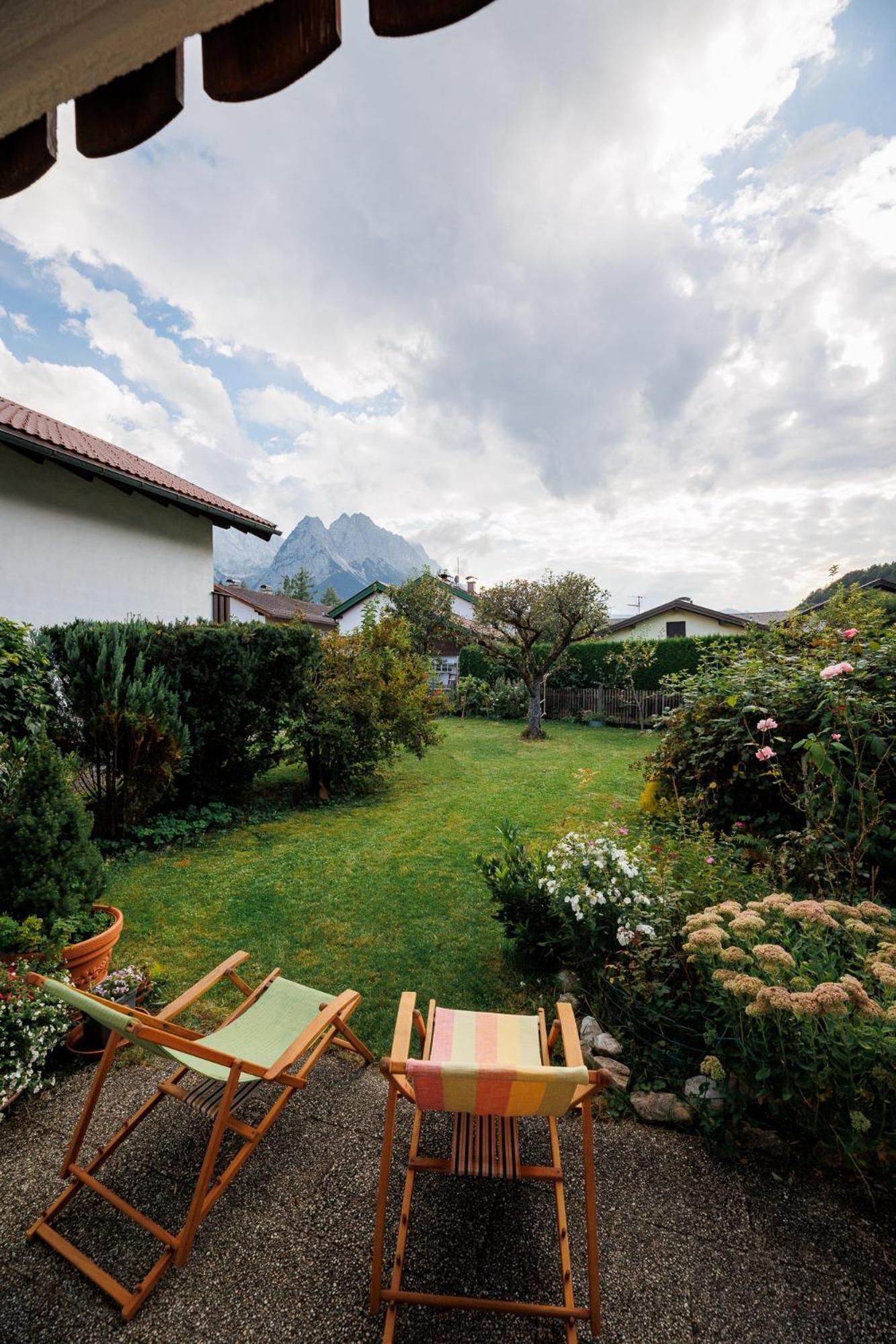 Haus Mit Wunderschoenem Ausblick Und Garten Garmisch-Partenkirchen Buitenkant foto